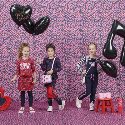 Z8-w18-moodimage-sq-web-0118