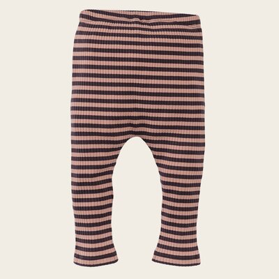 Z8_Newborn_S26_0037_Julan-back