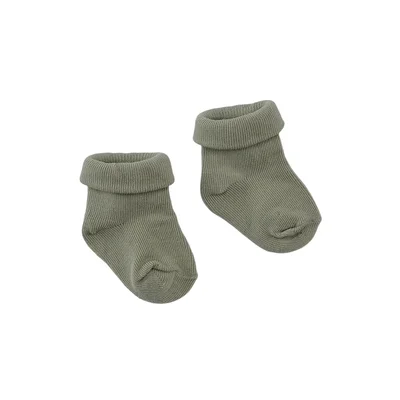 Z8_Newborn_S26_0057_Lavin-Silver-sage