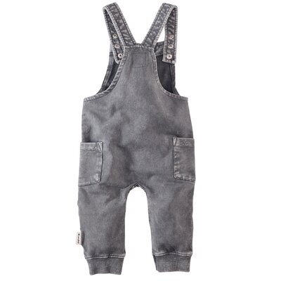 z8-essentials0008rocky-back