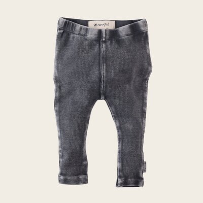 z8-essentials0019emae