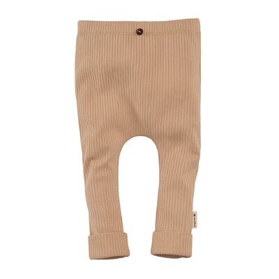 z8-nb-essentials-250010umi