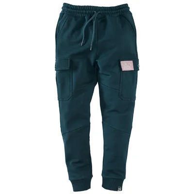 z8kidss250046cooper-ocean-wave